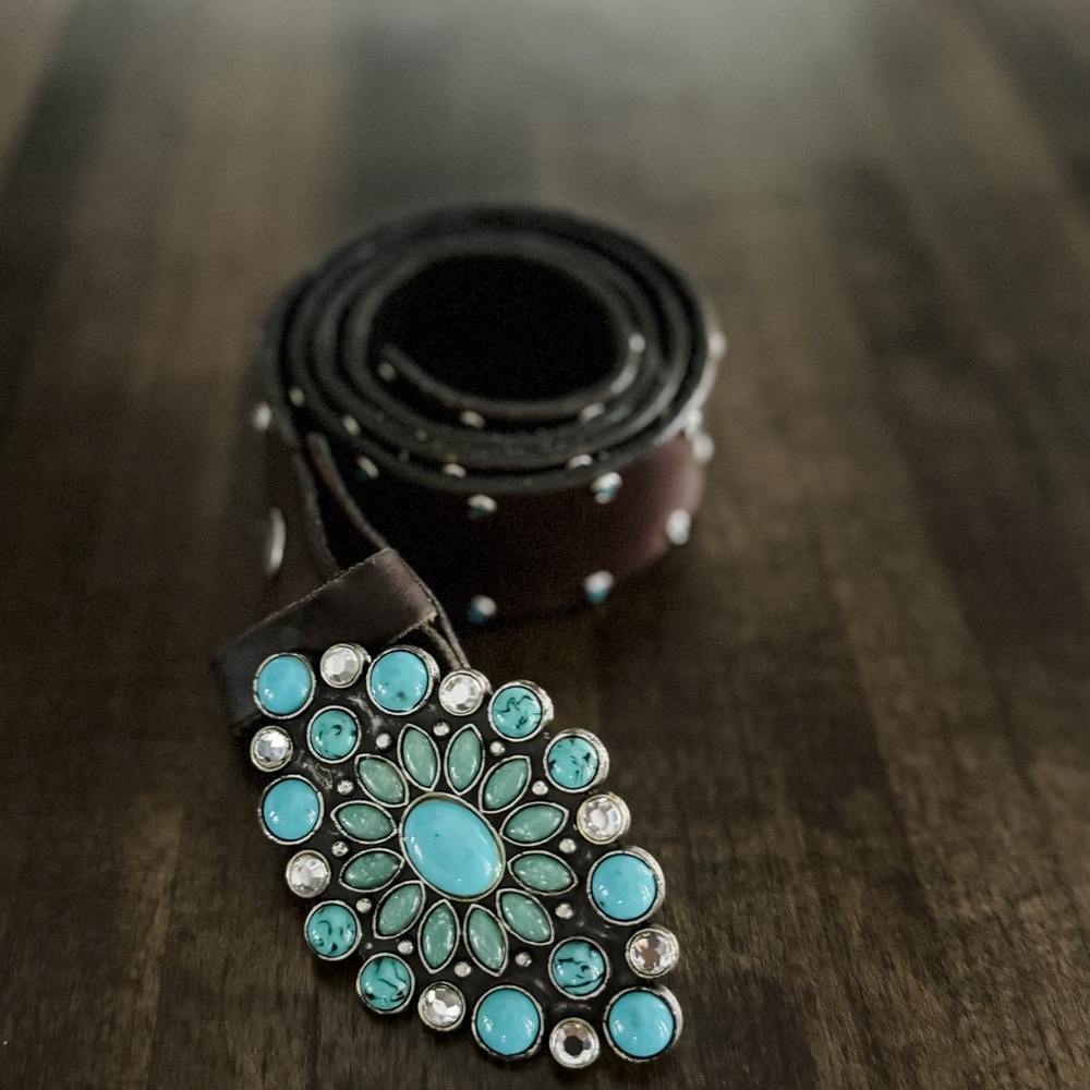 Leatherock - Brown leather belt with turquoise.